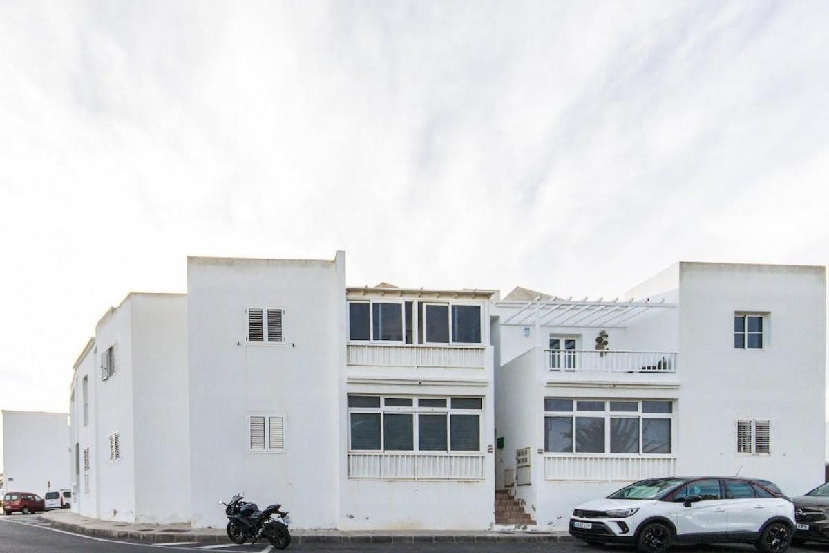 Apartamento Atenea San Bartolomé Екстериор снимка